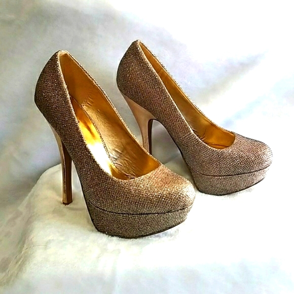 Gold platform heels - Picture 2 of 7